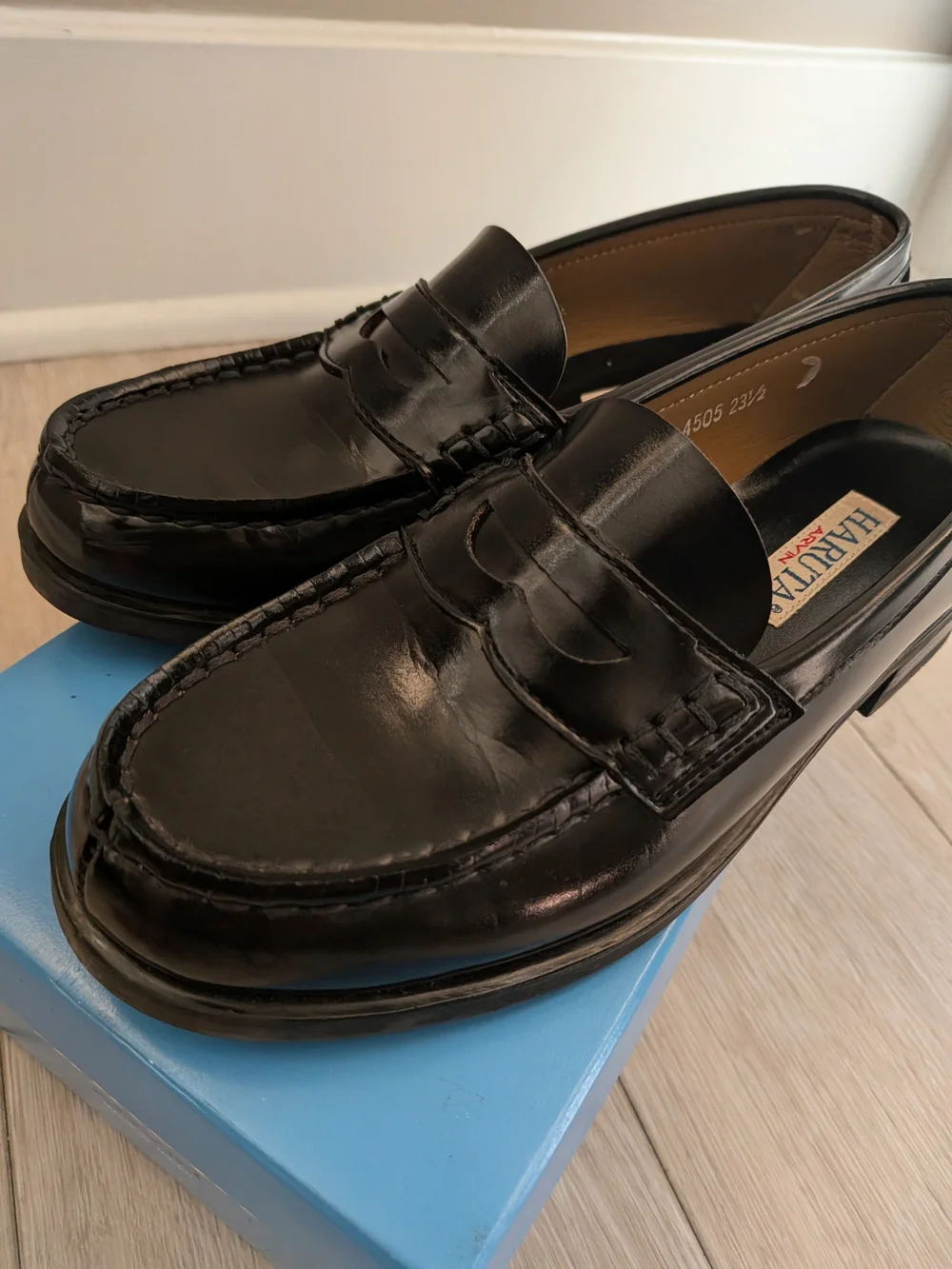 HARUTA classic black